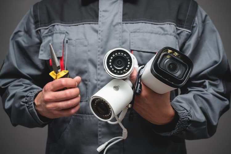 Caméra de surveillance sans fil à la maison